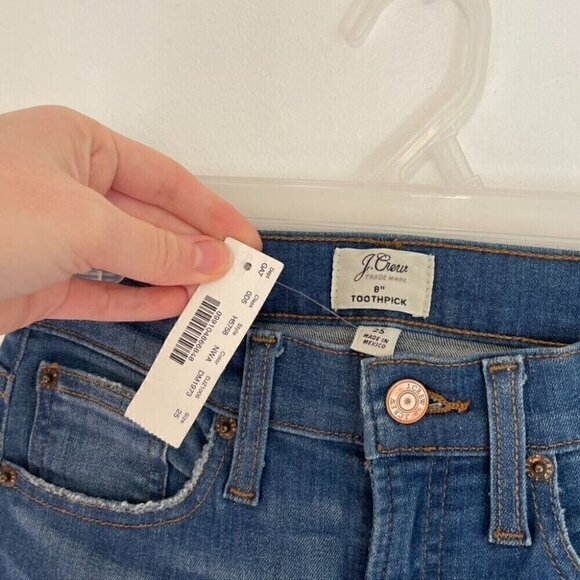 NEW NWT J. CREW 8" Toothpick Jean Newcastle Wash Let Down Hem Ripped Skinny 25 - Picture 8 of 12